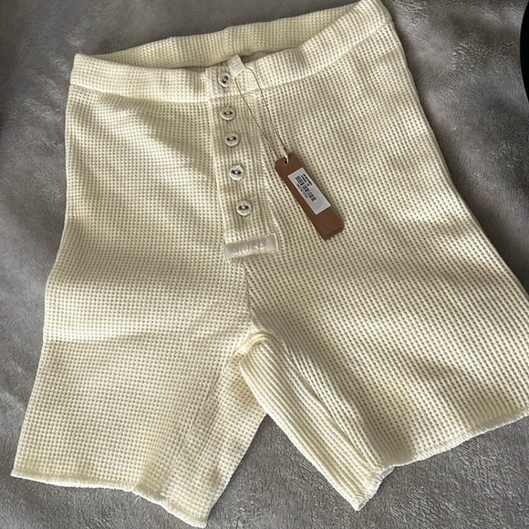 Other - Skims xs cream waffle shorts